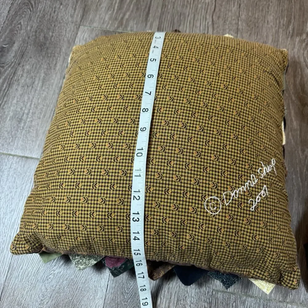 2x Donna Sharp 2002 Quilted Square Pillows 16